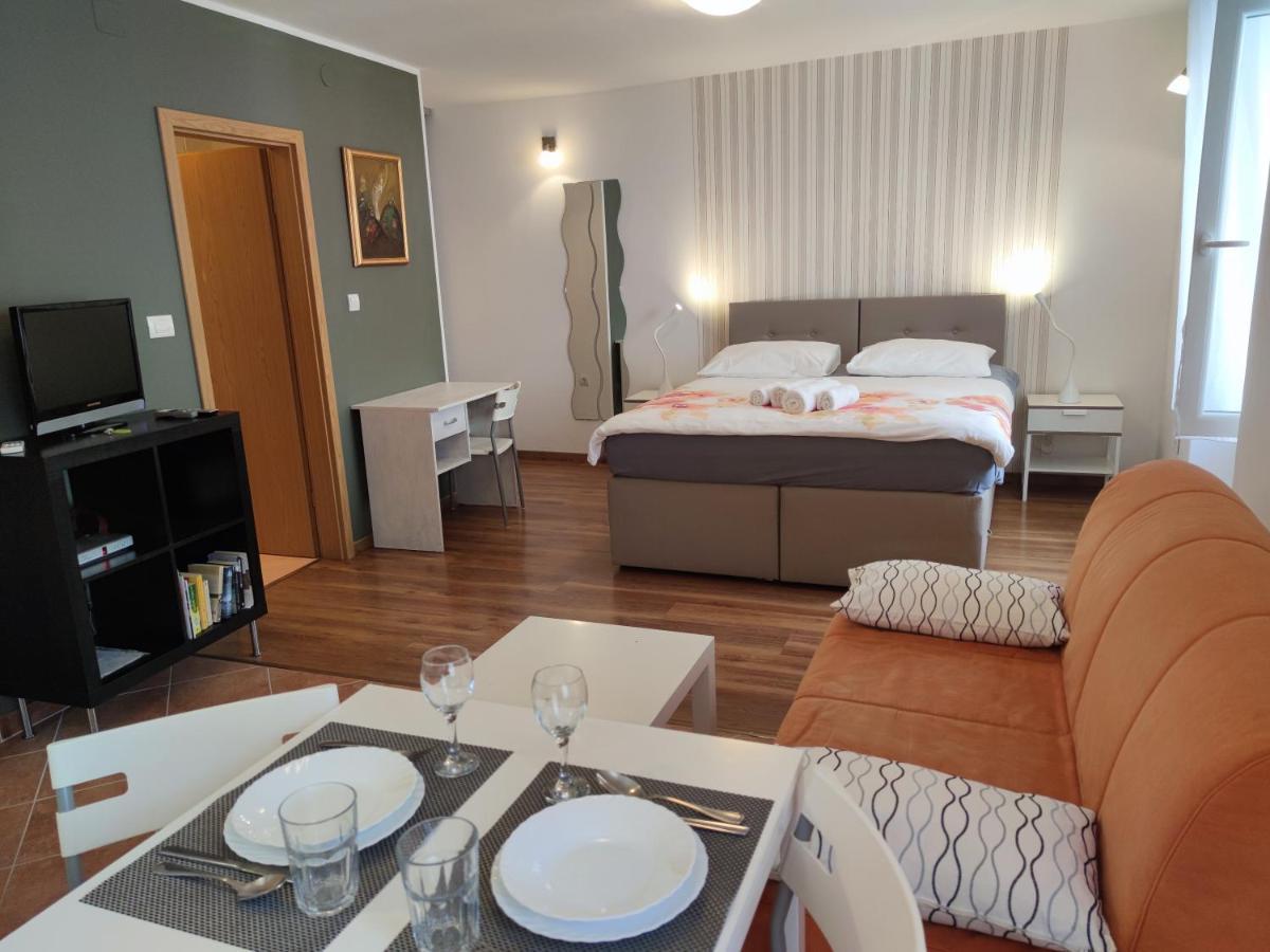 Apartment Casa Nova 罗维尼 外观 照片