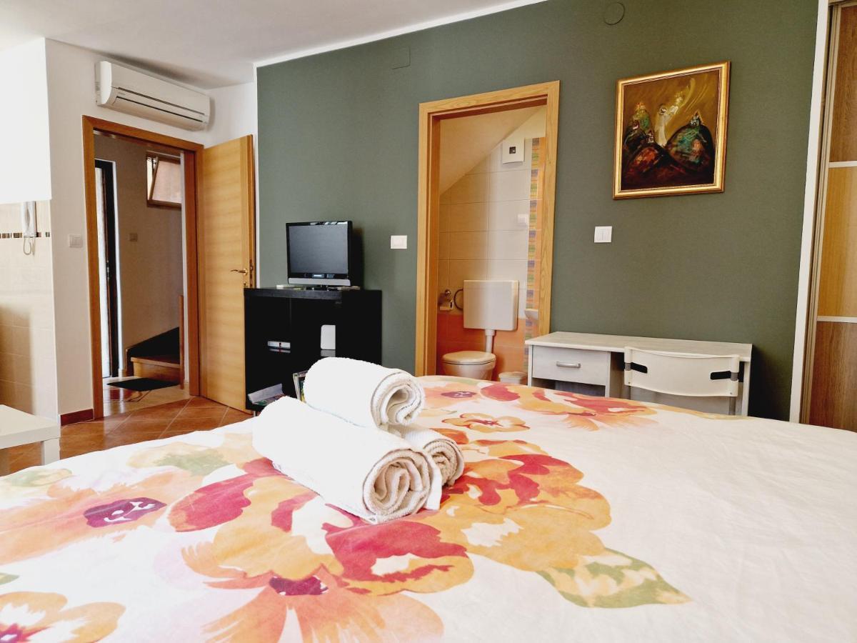 Apartment Casa Nova 罗维尼 外观 照片