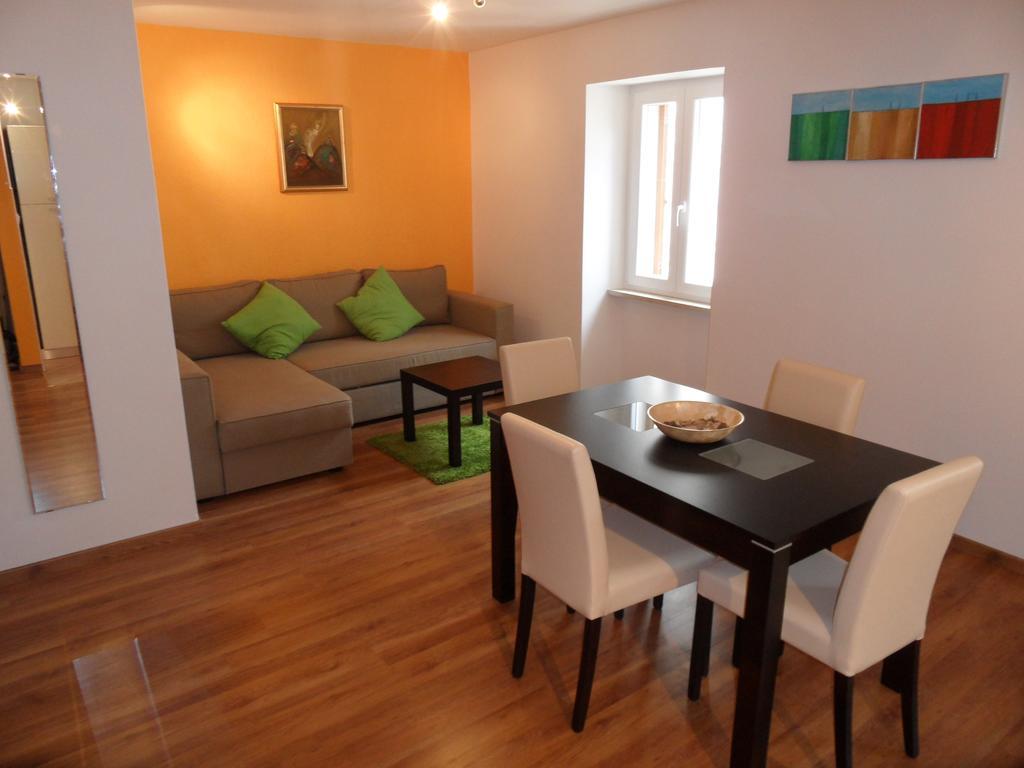 Apartment Casa Nova 罗维尼 客房 照片